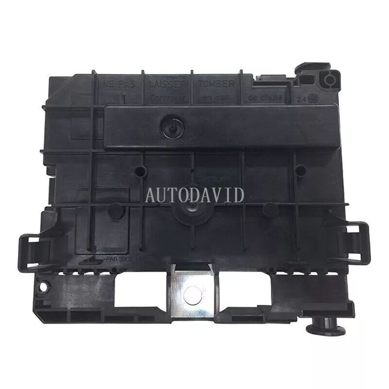 Engine Fuse Box BSM Assembly for Peugeot 307 308 408 3008,Citroen C5 C4 OEM: 6500HS 9809742880 9666700480 9807028880 9807028780 9664706280 9675879480 HS01-042-001
