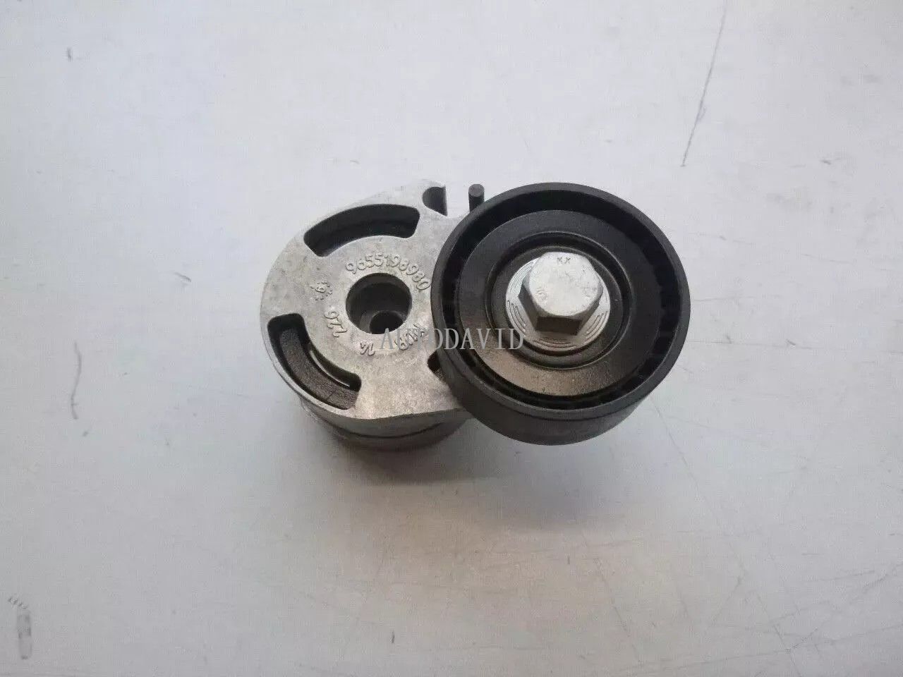 Tensioner Pulley Assembly For Peugeot 206 407 307 Citroen C4/5/8 PLASTIC OEM: 575189A 9638380780A 9655198980A Y40115980AA HS01-017-029A