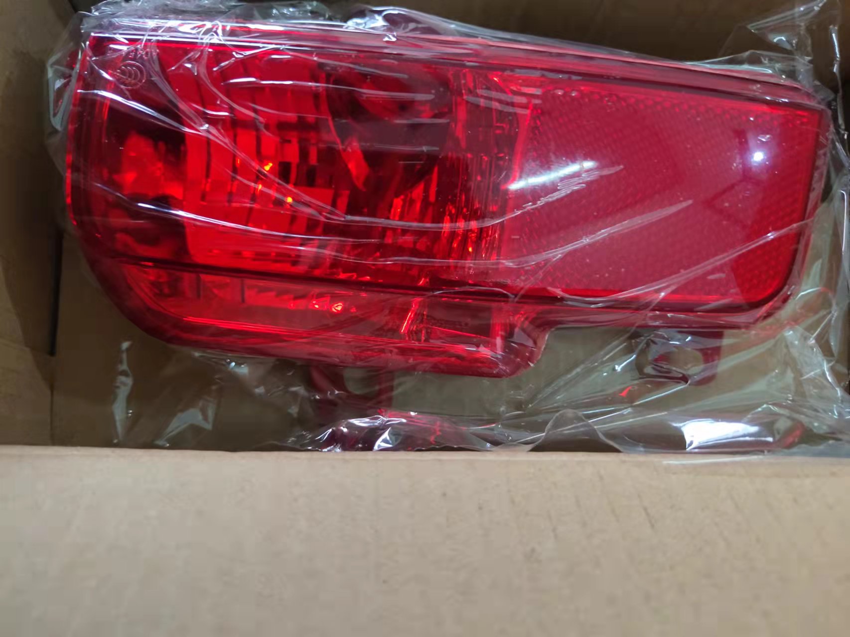 REAR FOG LAMP LH PEUGEOT 206+/ 207 2008 OEM：6350GX DVD14-0501